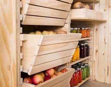 Место для хранения продуктов своими руками