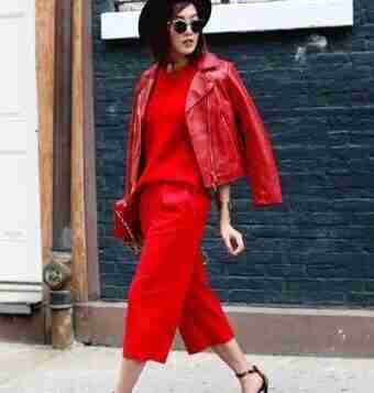 Total red look, то есть в красном с головы до ног! А чтобы не…