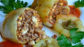 Фаршированный перец с курицей и гречкой Сказать что это вкусно, значит ничего не сказать!…